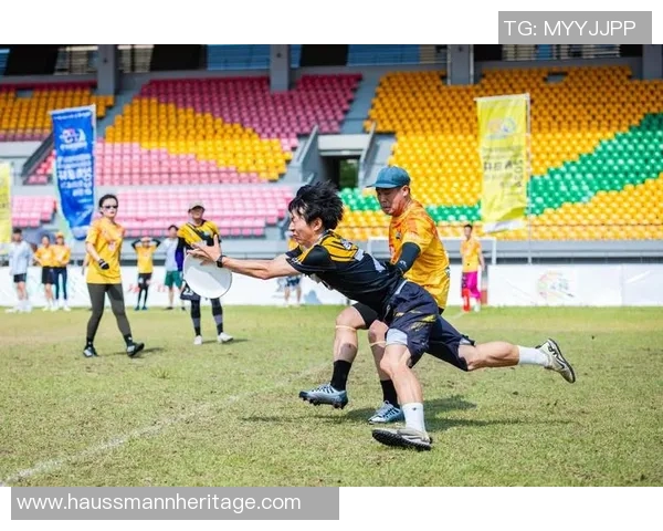 飞盘战术解析:深入探讨上海飞盘队的包夹策略与执行技巧 飞盘战术解析:深入探讨上海飞盘队的包夹策略与执行技巧