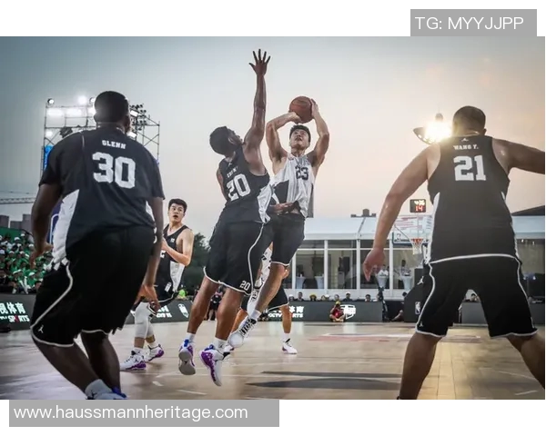 赛后分析：上海篮球队与重庆篮球队的比赛节奏与战术对比