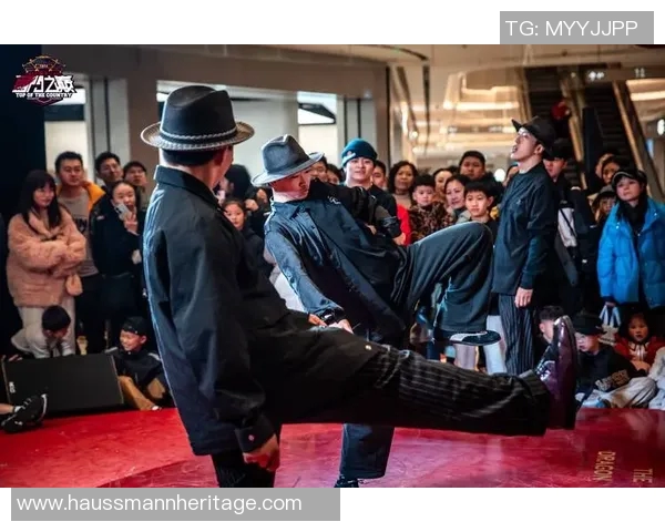 街舞战术解析成都街舞队的阵地战体系与团队协作策略探讨 街舞战术解析成都街舞队的阵地战体系与团队协作策略探讨