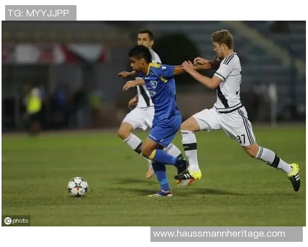 古比斯与华沙莱吉亚的较量揭示了足球战术与团队精神的完美结合