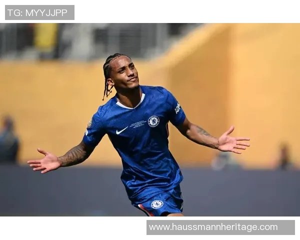 若昂内维斯的足球之路与未来展望：从青训到职业生涯的精彩历程