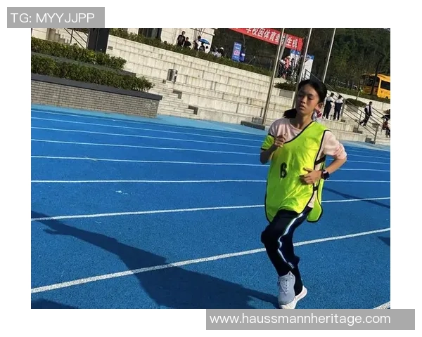 陕西信达男篮迎战西安队全力争胜展现球队实力与拼搏精神